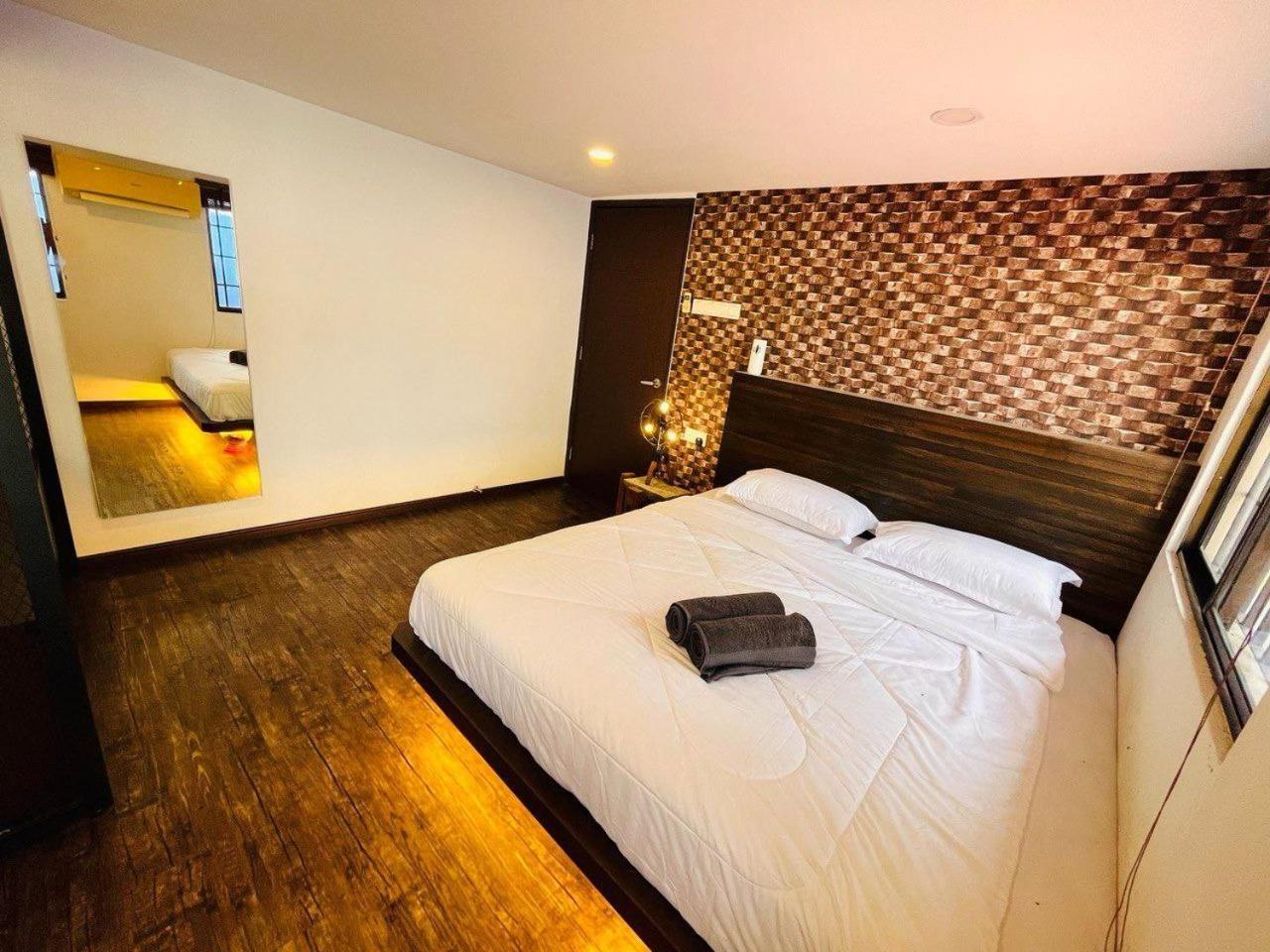 Rumah percutian Luxe Oriental By Stayco- 4k Hd Cinema & Ktv, Ps5 & Bbq *