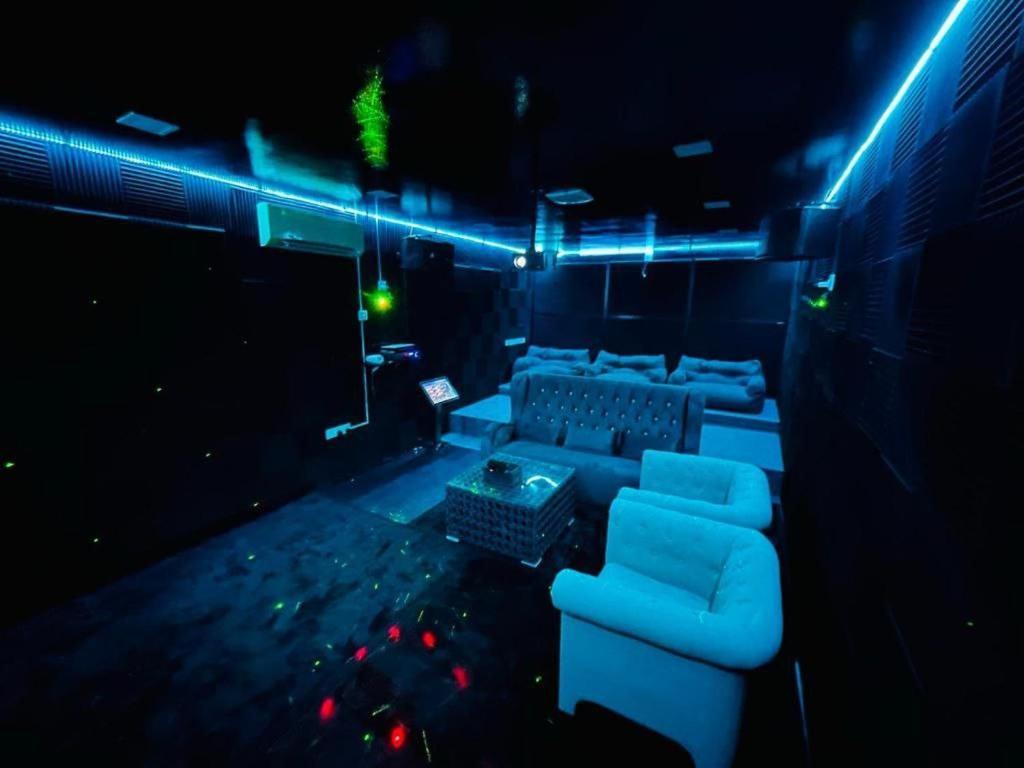 Rumah percutian Luxe Oriental By Stayco- 4k Hd Cinema & Ktv, Ps5 & Bbq Georgetown